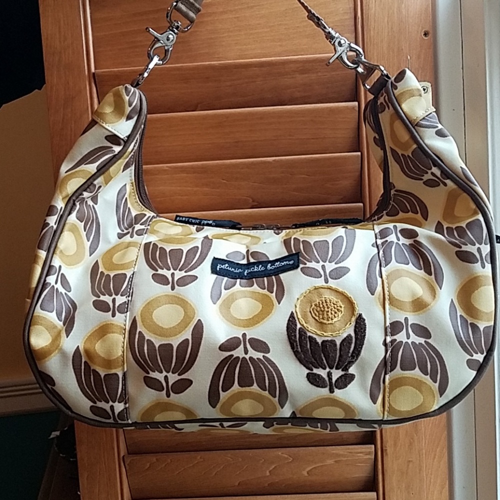 Petunia Touring Tote Glazed Springtime in Surrey